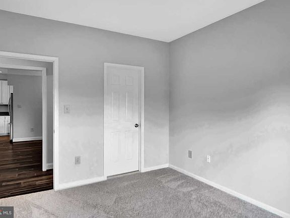 3rd image of 6577 Grange Ln Unit 103
