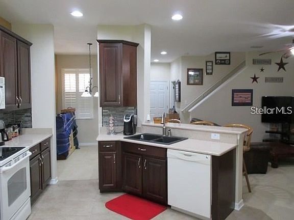 4th image of 5411 Napa Dr