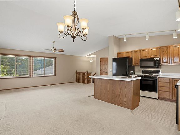 3rd image of 2905 G St