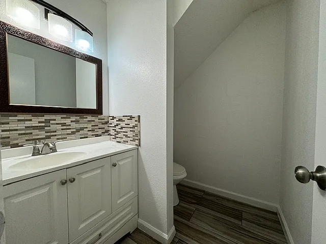 3526 Villa Knolls North Dr — Photo 10