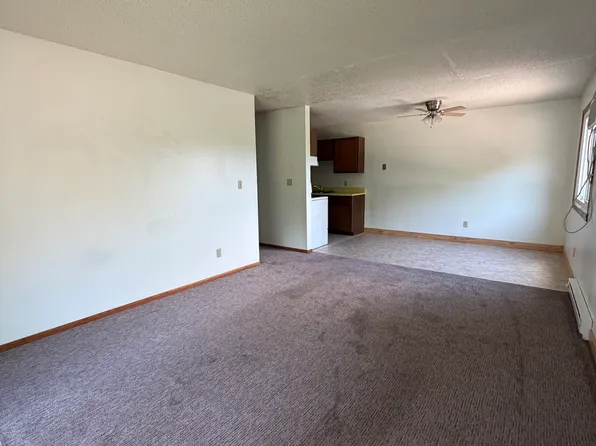 125 South Hwy APT 208, Jackson, MN 56143