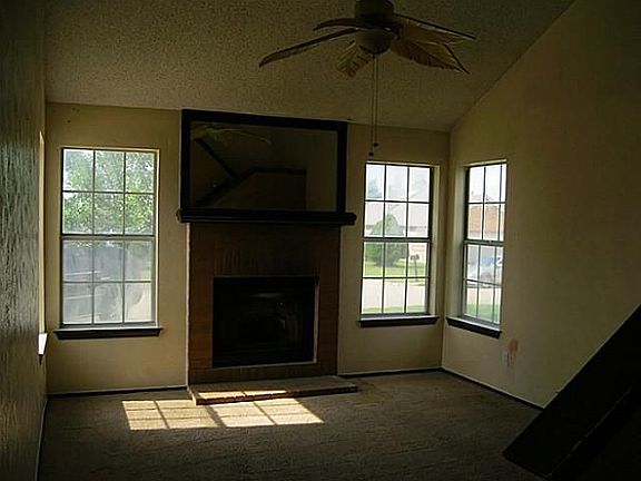 2nd image of 1431 Ardmore Dr