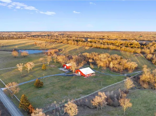 2473 S 100th Rd, Hume, MO 64752