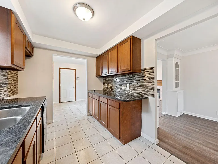 4153 Stilmore Rd — Photo 18