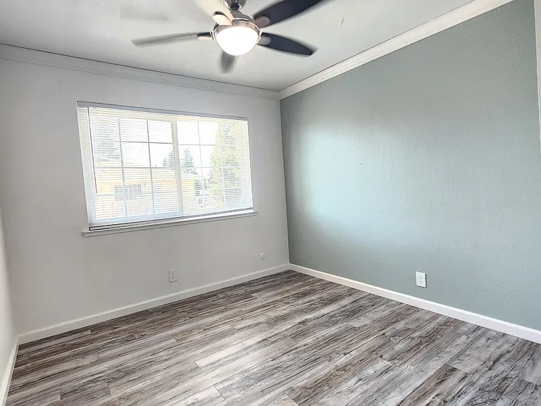 2236 Peach Ave #4 — Photo 18