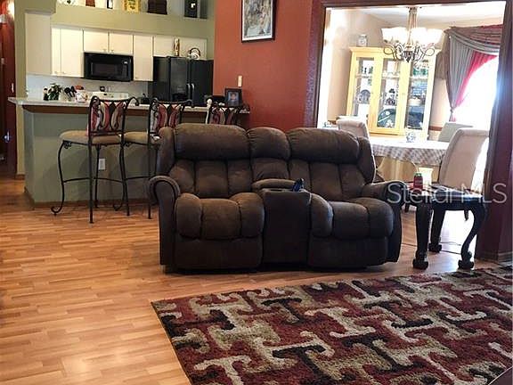 5th image of 10157 Briar Cir