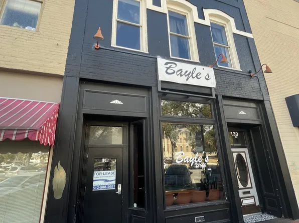 130 E San Antonio St, San Marcos, TX