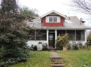 1702 Norway St, Bristol, VA 24201