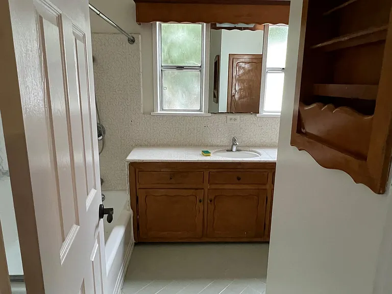 3121 Illinois Ave — Photo 18