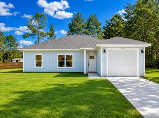 244 E Laurel Ln, Defuniak Springs, FL 32433