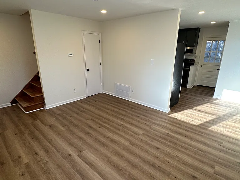 335 Wimbish Dr #337 — Photo 8