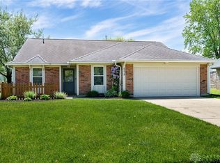 6214 Shull Rd, Dayton, OH 45424