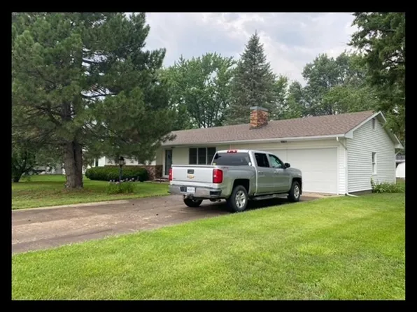 309 E Caldwell St, La Plata, MO 63549