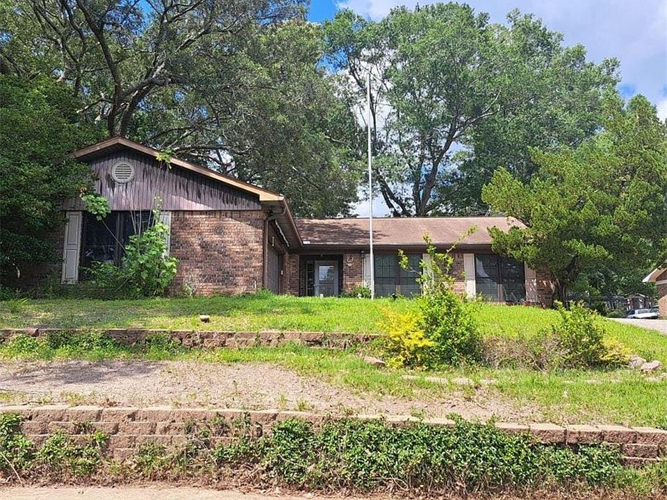 2nd image of 2609 Antebellum Dr