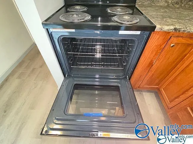 2950 Hood Rd SW #E — Photo 9