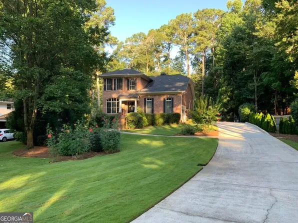 2230 Pinecliff Dr, Atlanta, GA 30345