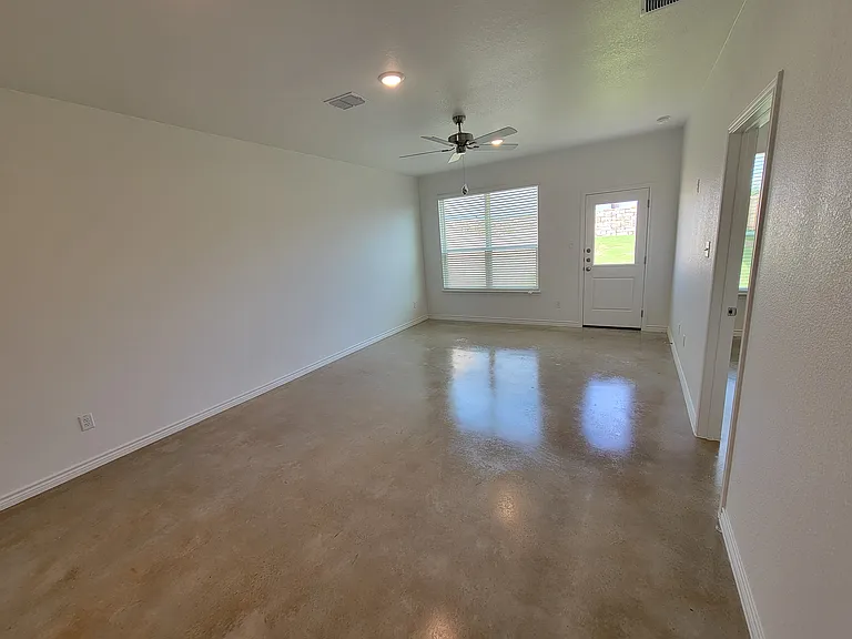 3807 American Elm Dr — Photo 11