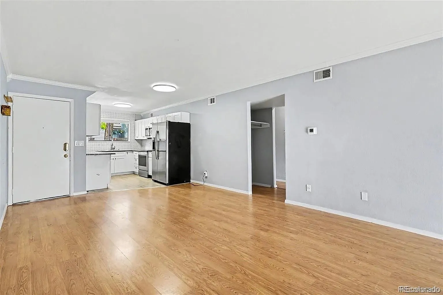 2 bed, 2.0 bath, 1022 sqft, $2,100 — Photo 3