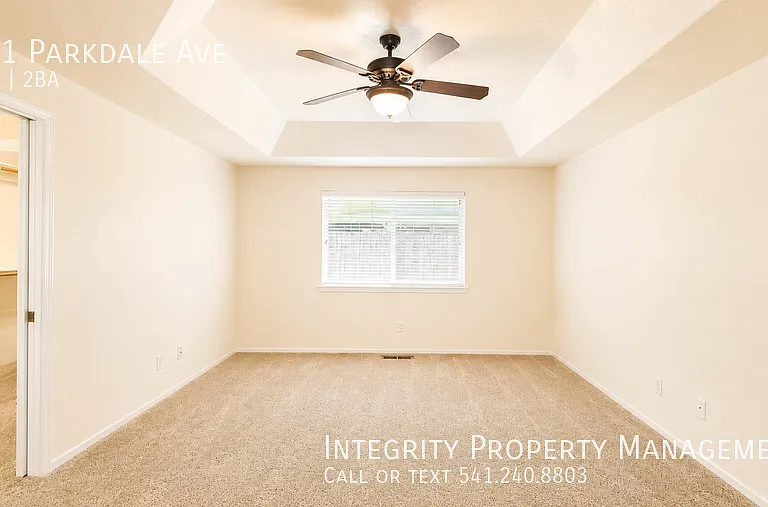 941 Parkdale Ave — Photo 13