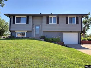 3802 Appaloosa Dr, Elkhorn, NE 68022