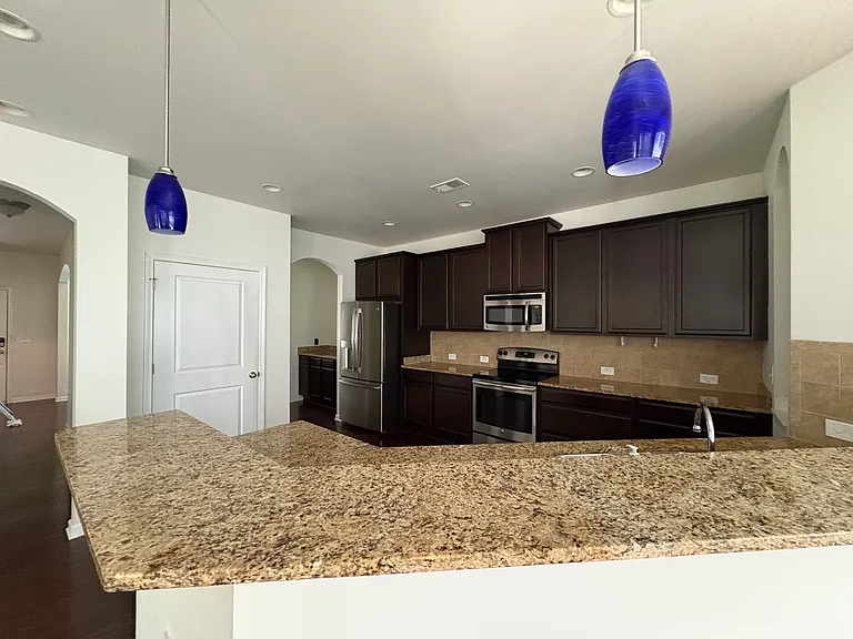 64 Leatherwood Dr — Photo 8