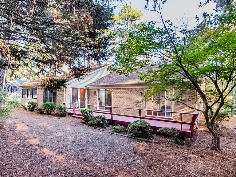 965 Monticello Dr — Photo 14