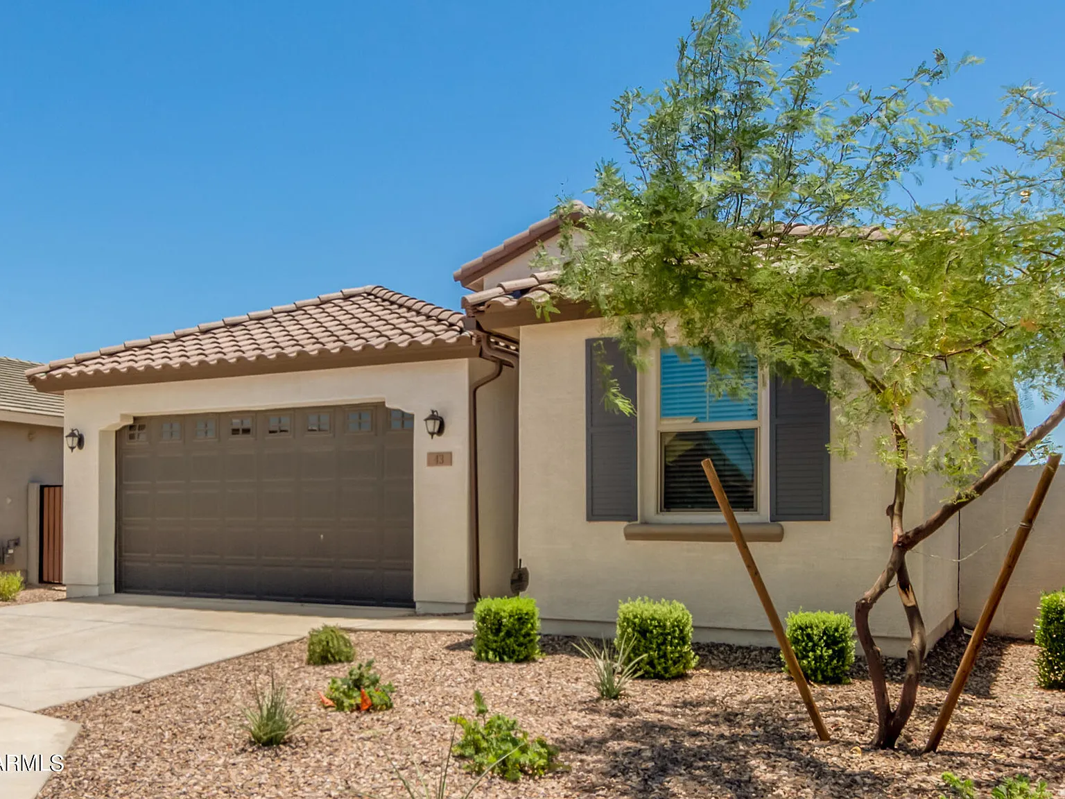 4 bed, 3.0 bath, 1954 sqft, $2,800 — Photo 4