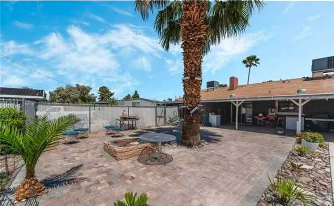 3 bed, 1800 sqft, $2,550 — Photo 3