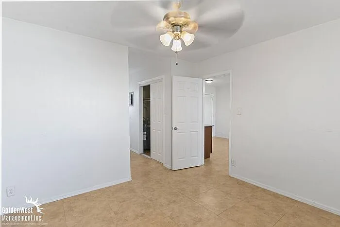 8827 N 3rd St #20 — Photo 9