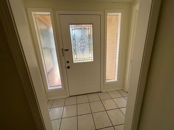 3rd image of 13915 Tower Point Dr