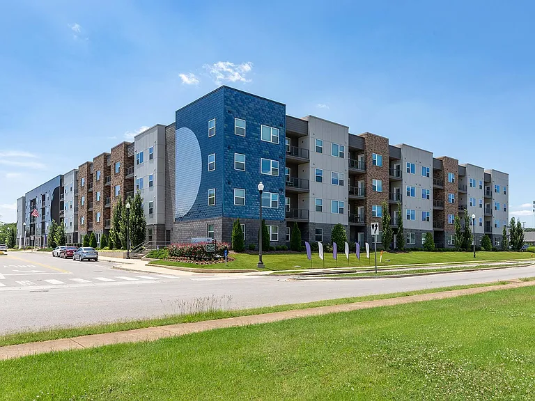 Constellation Apartment Homes — Photo 48