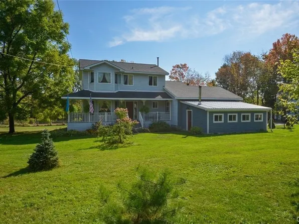 131 Pleasant Valley Rd, Hammond, NY 13646