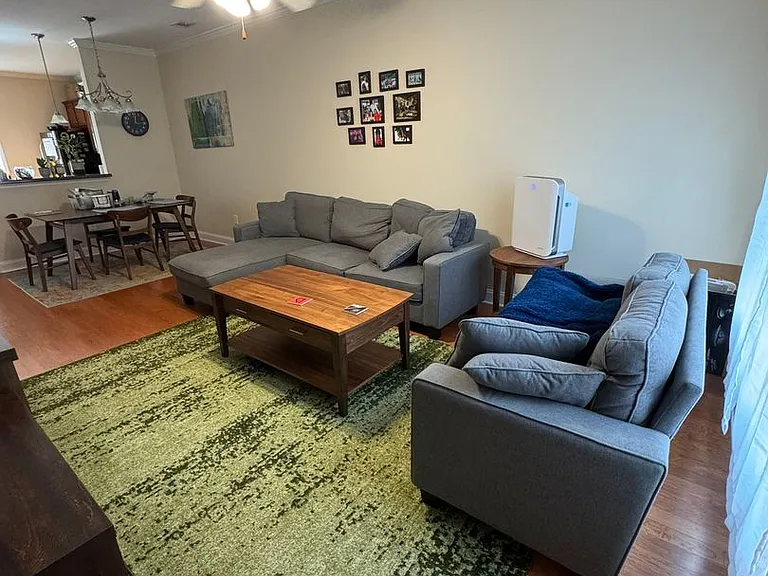 381 Whitehall Rd — Photo 3