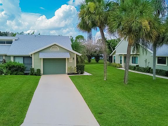 2nd image of 1566 SE Dewberry Court