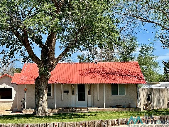 2nd image of 1017 S Avenue A