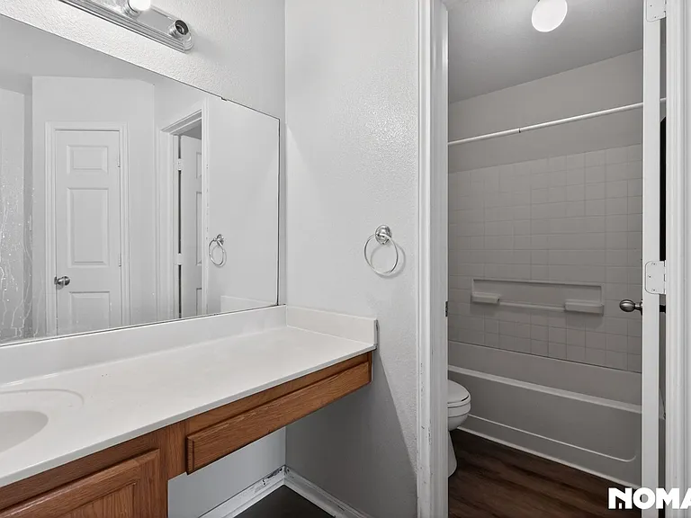 509 Tundra Dr — Photo 2