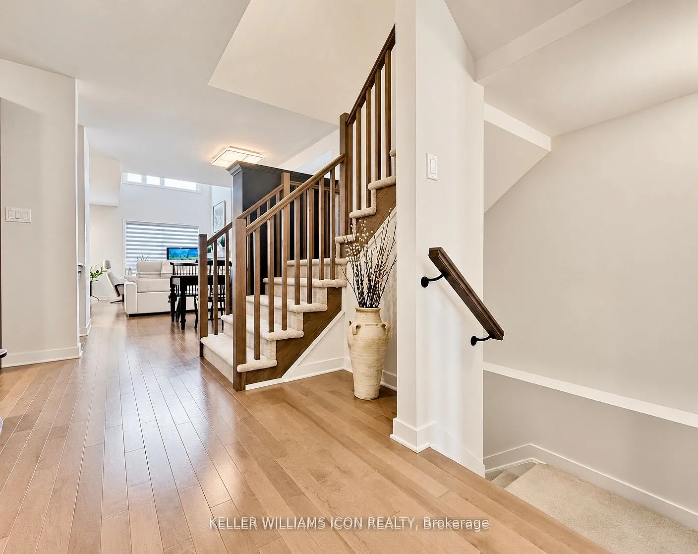4 bed, $3,200 — Photo 3