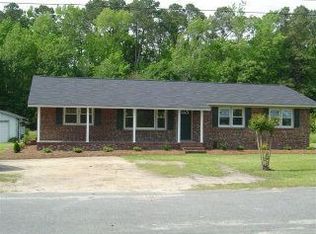 599 Cemetery Rd, Belhaven, NC 27810