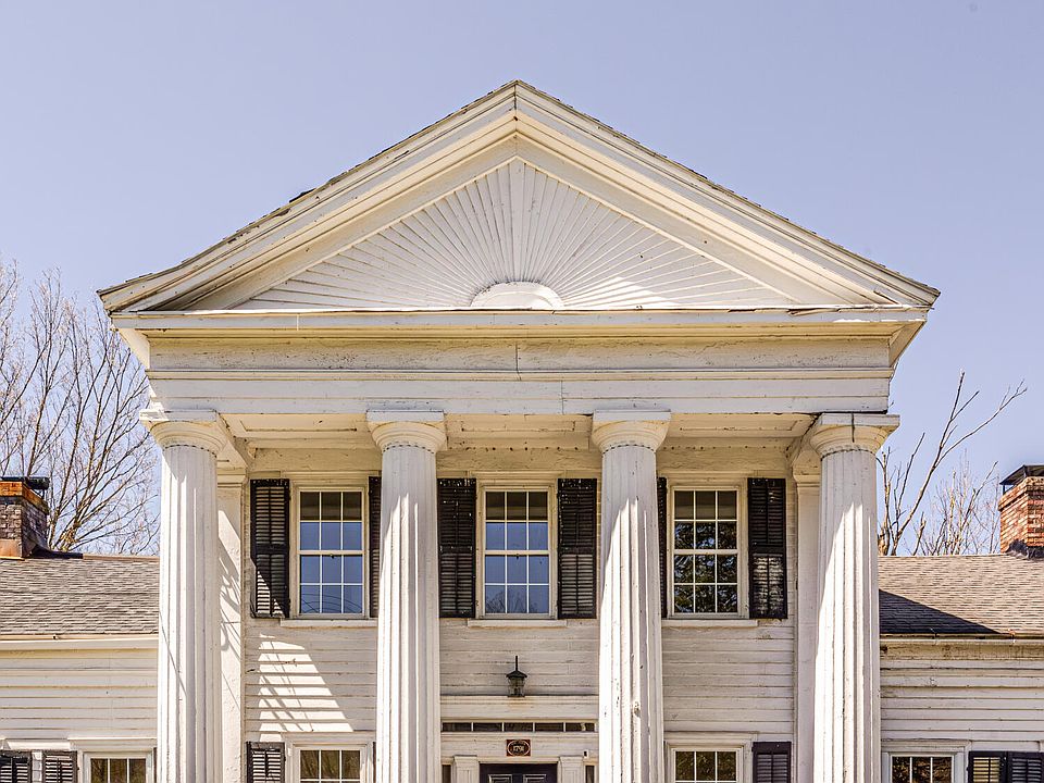 1st image of 1569 Hoosick Road