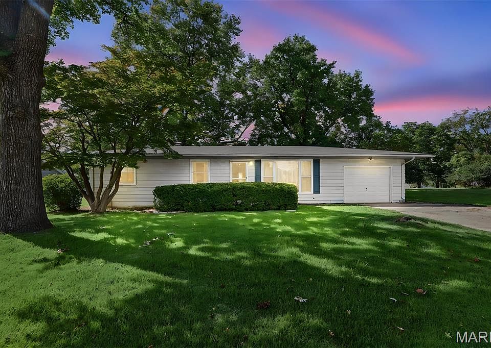 1st image of 211 Edding Ln