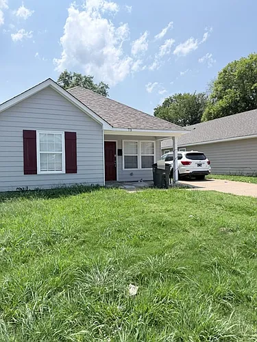 73 W Mallory Ave Photo 1