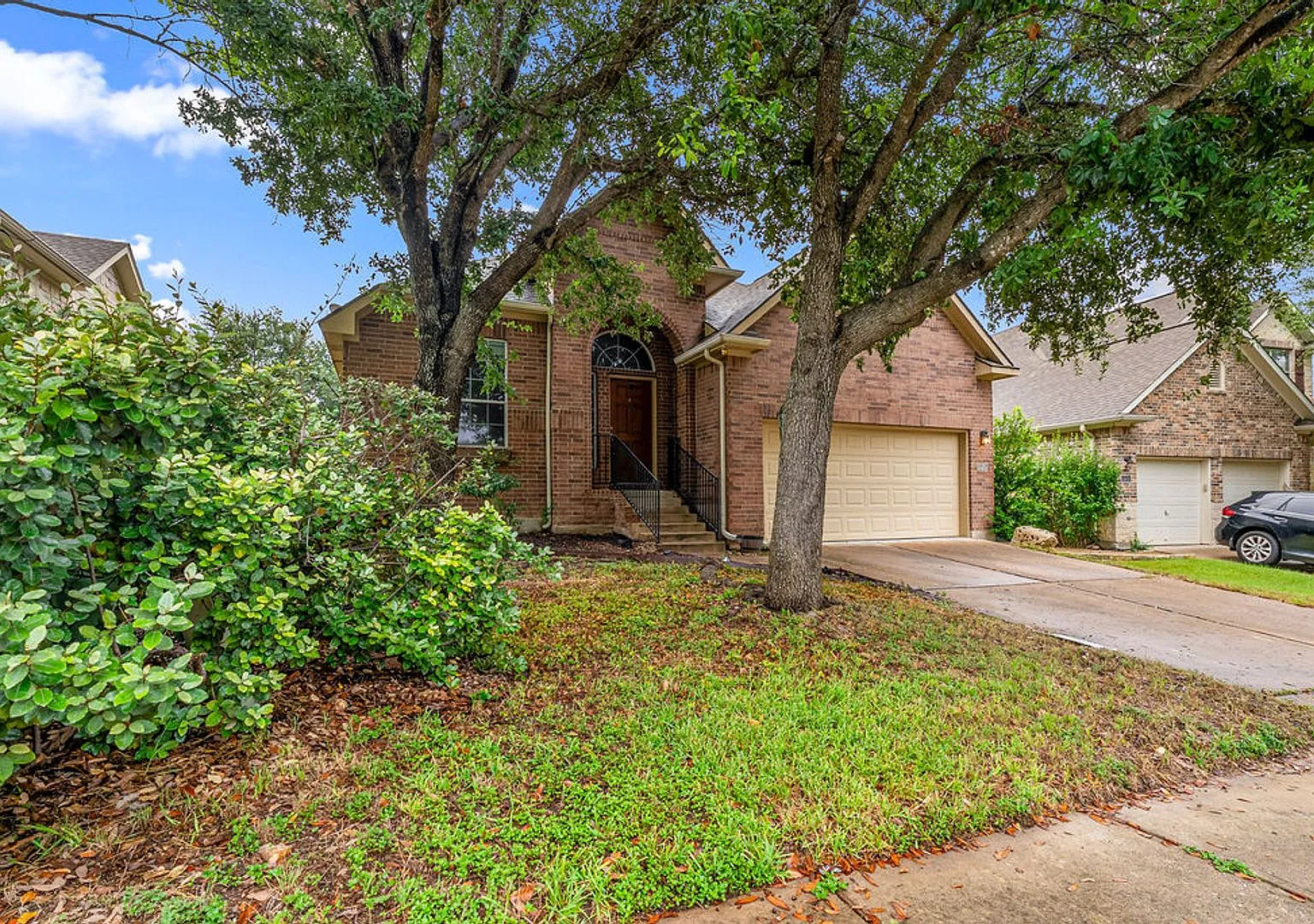 Beautiful 3 bedroom, 2 bathroom home in Northwest Austin — Photo 1