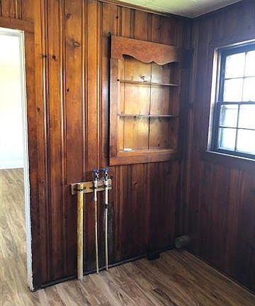 5th image of 2111 Charlotte Hwy