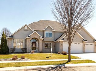 5106 Nicklaus Dr NW, Rochester, MN 55901