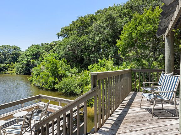 5th image of 4553 Park Lake Dr