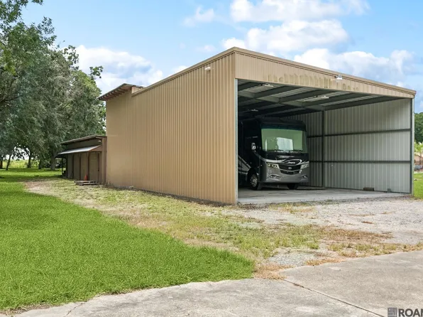 22360 Talbot Dr, Plaquemine, LA 70764