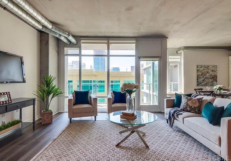 2nd image of 1080 Park Blvd Unit 618