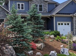 187 Dawn Mist Ct, Hendersonville, NC 28791