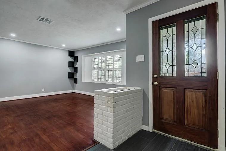 7151 Edgemoor Dr — Photo 5