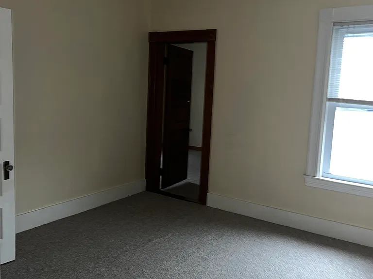 198 Alsace St #2 — Photo 10
